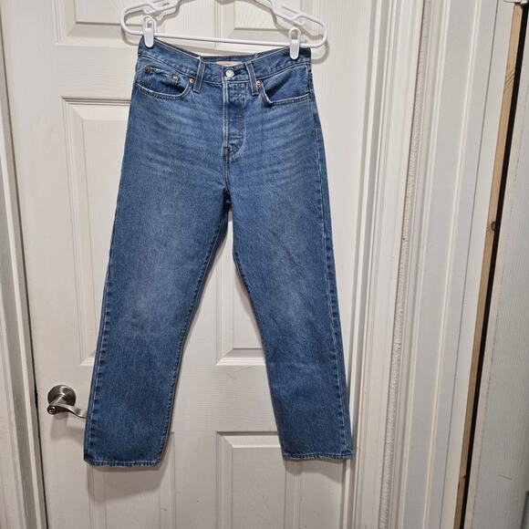 Levi’s Wedgie Straight Jeans Medium Wash Size 28 - Picture 7 of 12